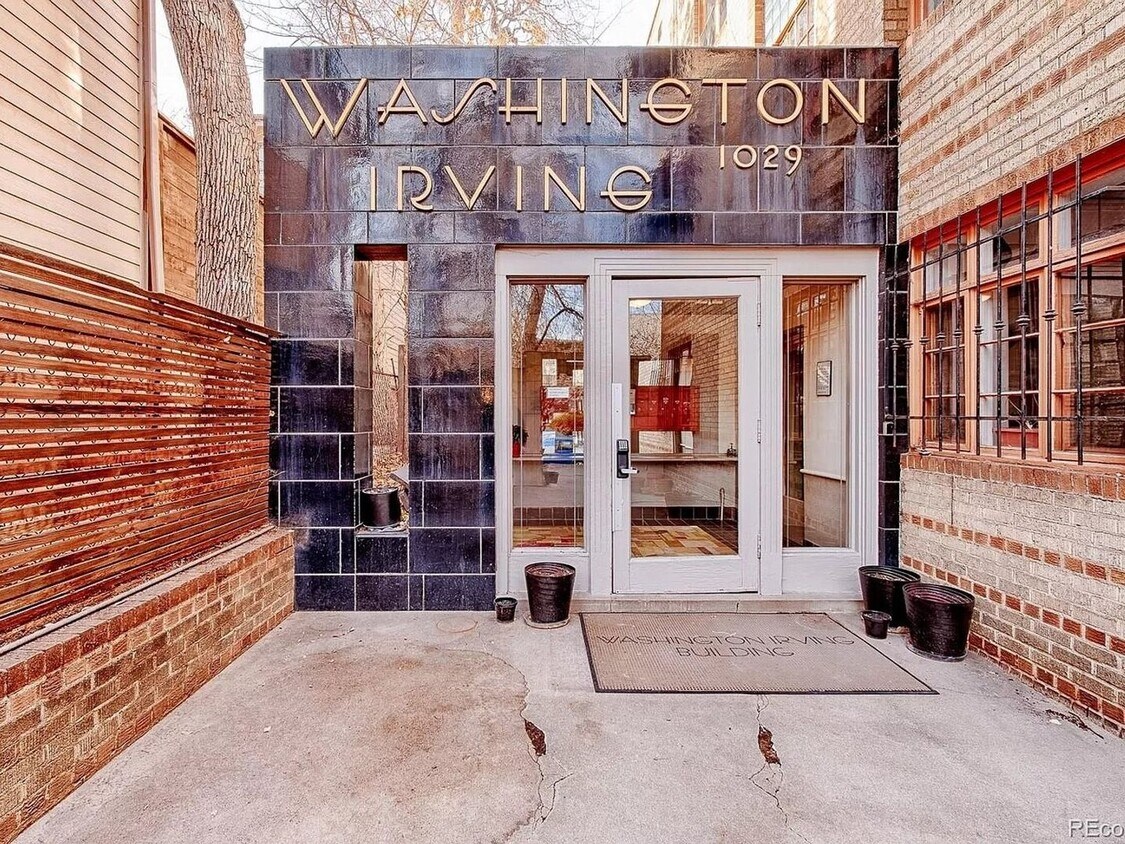 Foto principal - 1029 Pennsylvania St
