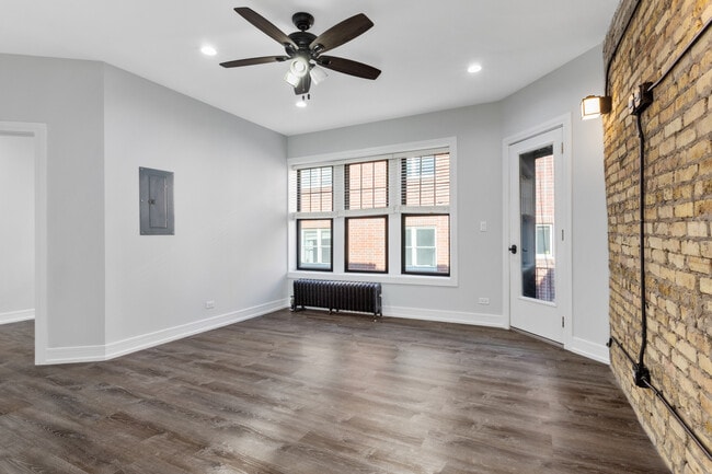 Foto del edificio - 6109 N Winthrop Ave