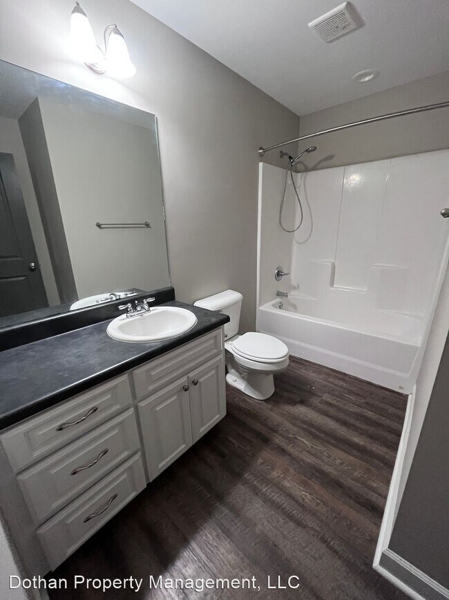 Foto del edificio - 3 br, 2 bath House - 920 Main St. Ste B