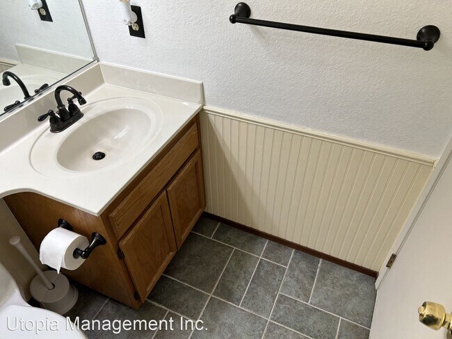 Building Photo - 3 br, 2.5 bath House - 204 Haviture Way,