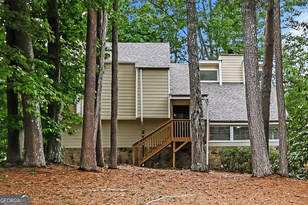 Primary Photo - 961 Woodmont Dr