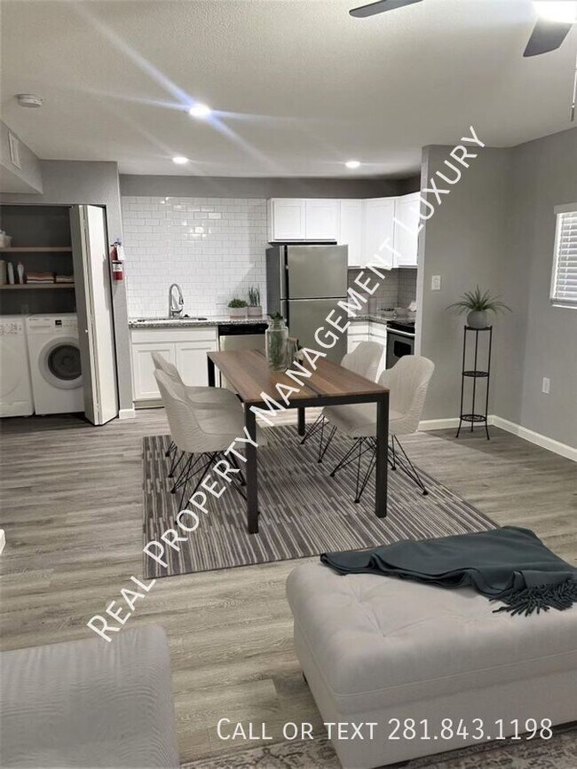 Foto del edificio - 2810 Beauchamp St