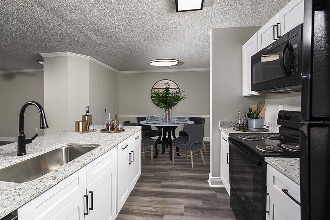 Interior Photo - The View North Hills