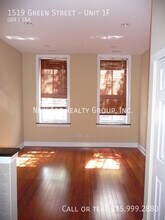 Building Photo - 1519 Green St