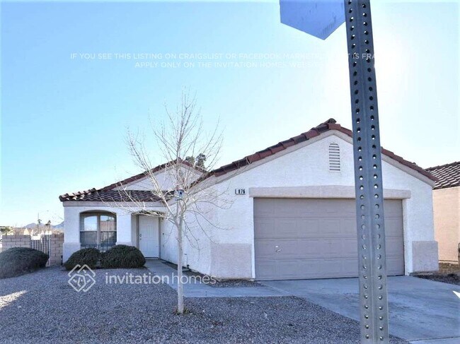 Foto del edificio - 876 Tollbrook Way