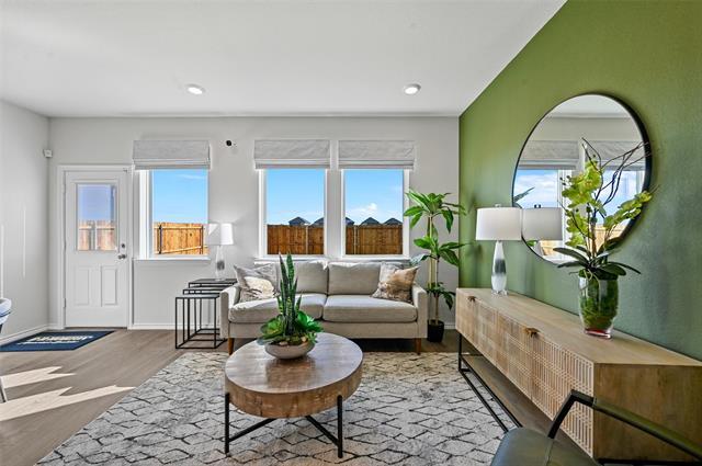 Foto del edificio - 302 Arbor Dr