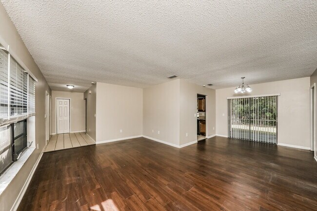 Foto del edificio - 1107 Widgeon Rd