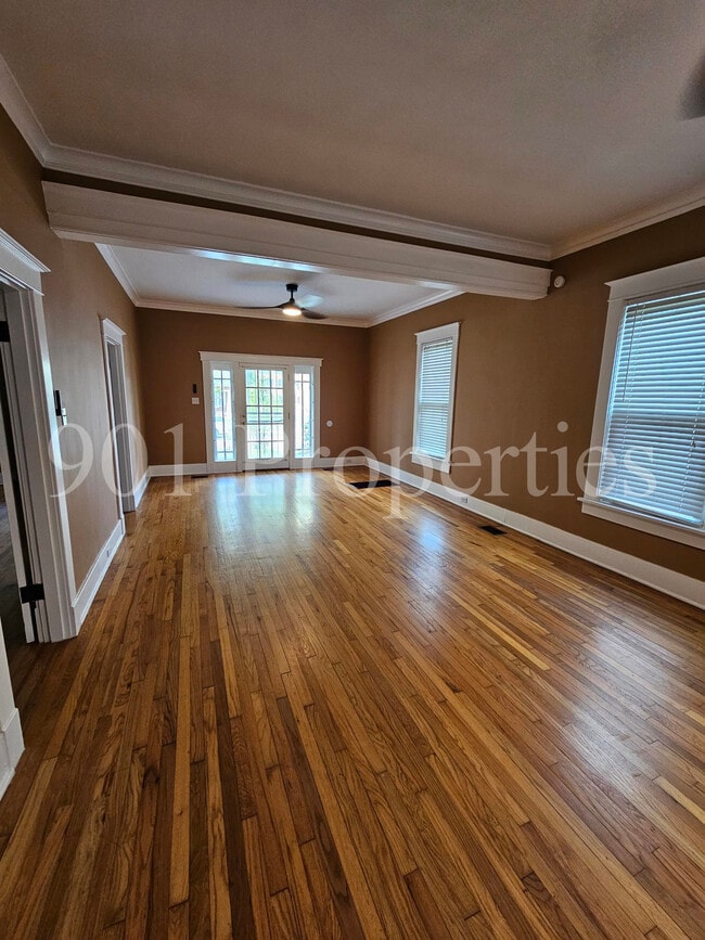 Building Photo - 480 Garland St