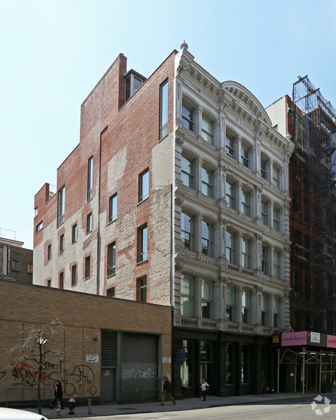 Primary Photo - 419-421 Broome St