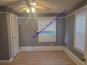 Building Photo - 525-527 14th St