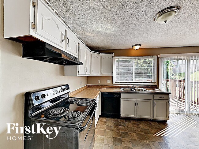 Foto del edificio - 6832 Chilham Dr