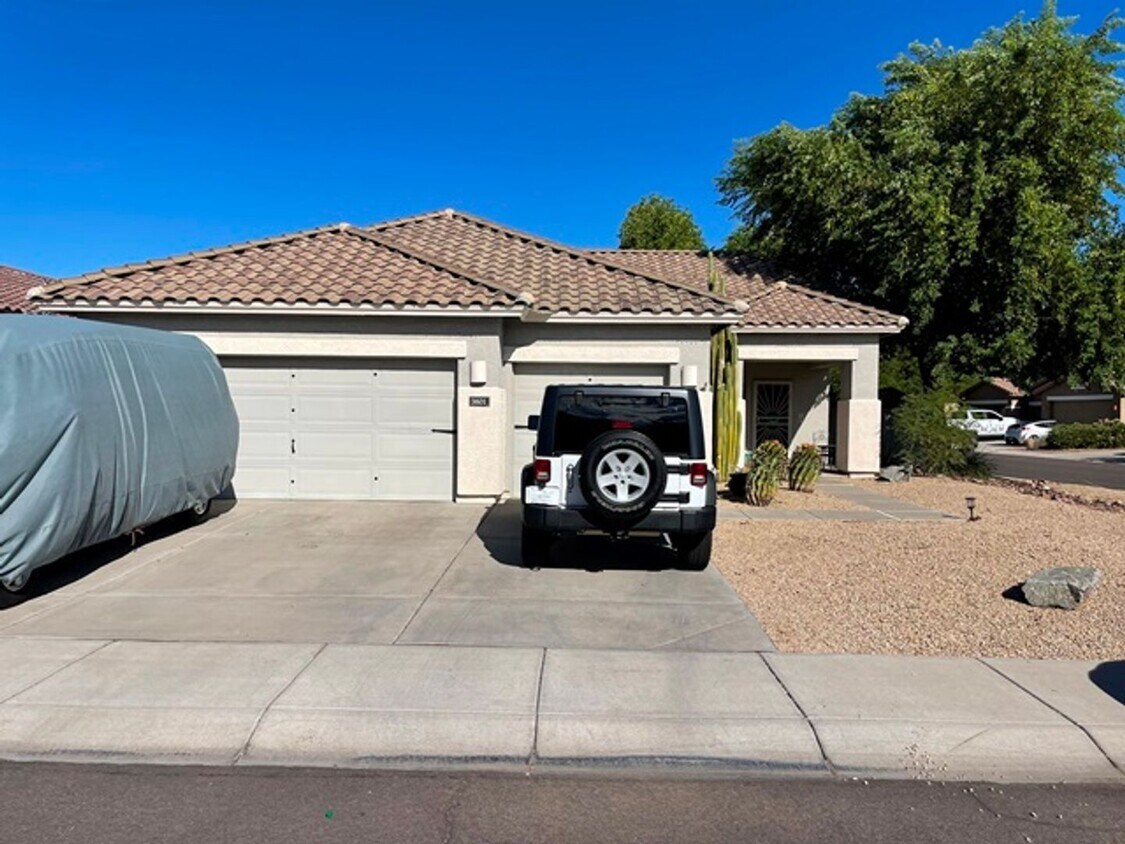 Foto principal - 3601 N 129th Ave