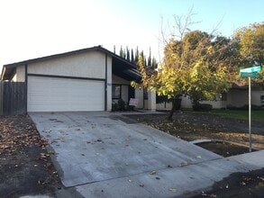 Building Photo - 6425 Plaquemines Dr