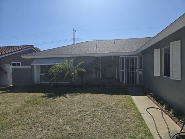 Foto del edificio - Cozy Single Family Home in Santa Ana for L...