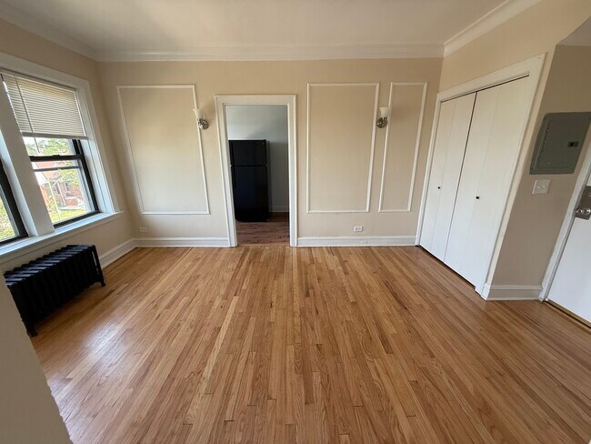 Foto del edificio - 2801 N Keating Ave