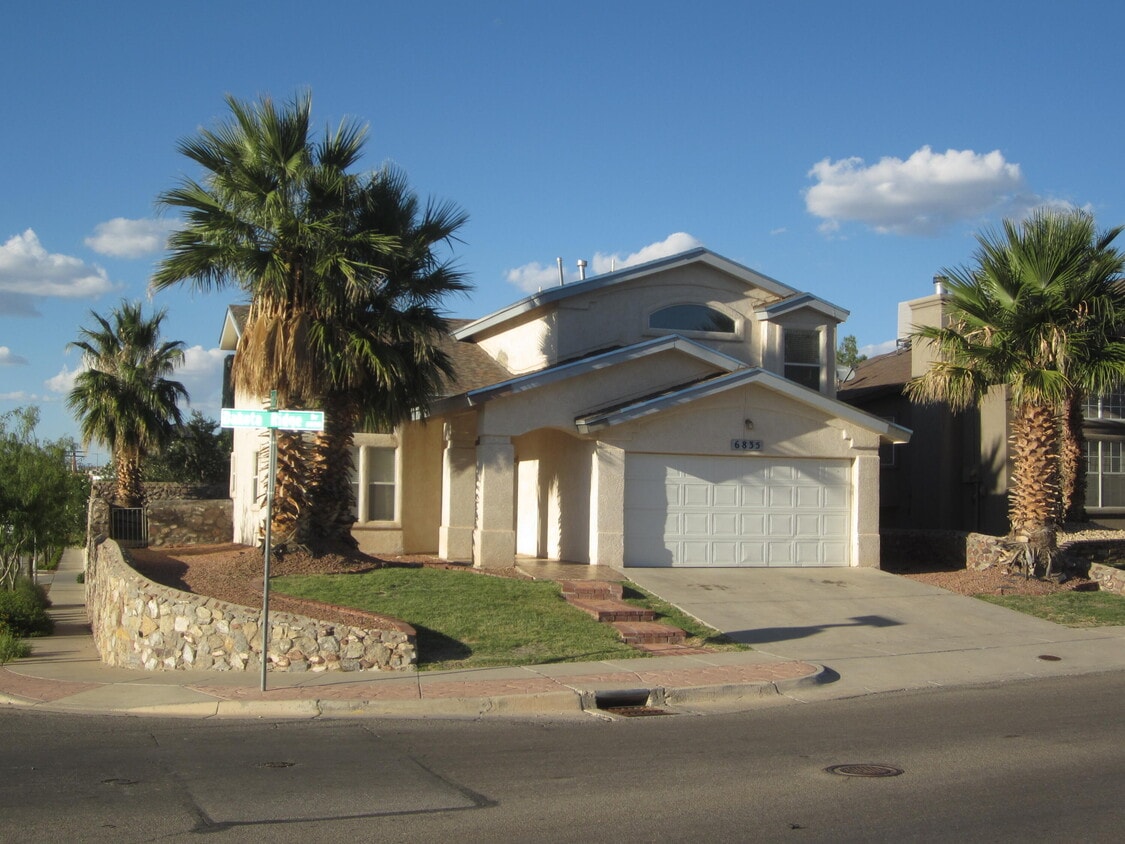 Primary Photo - 6835 Dakota Ridge Dr