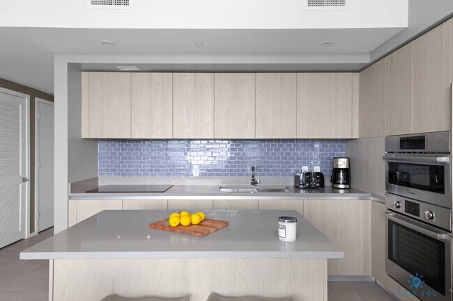 Foto del edificio - 4010 S Ocean Dr