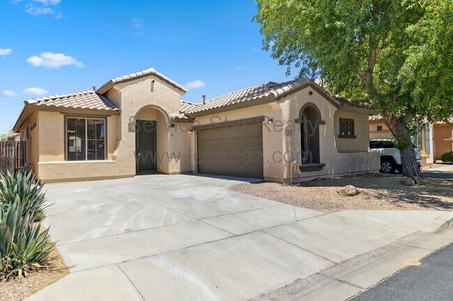 Building Photo - 21068 E Avenida Del Valle Ct