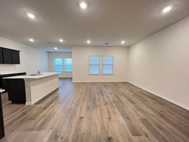 Foto del edificio - 13156 Sanctuary Dr