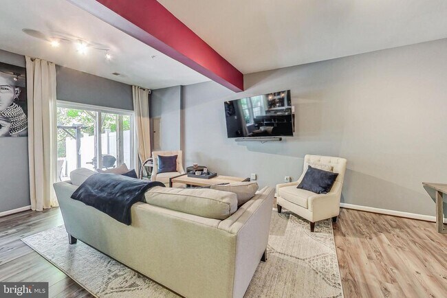 Building Photo - 4831 Forest Pines Dr