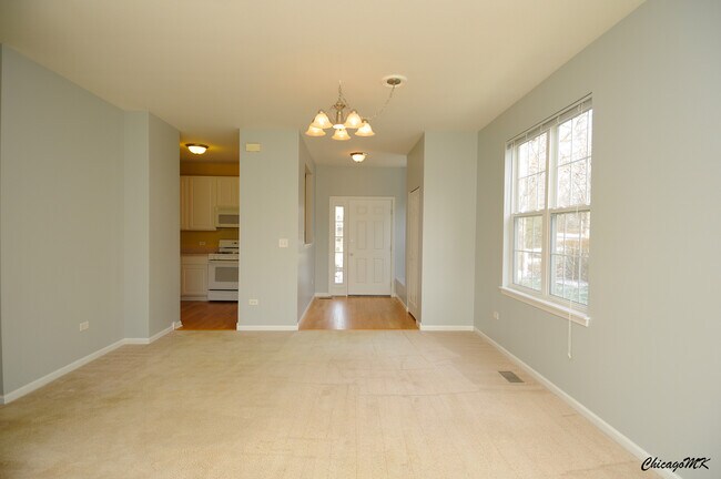 Building Photo - 1256 Brookdale Dr
