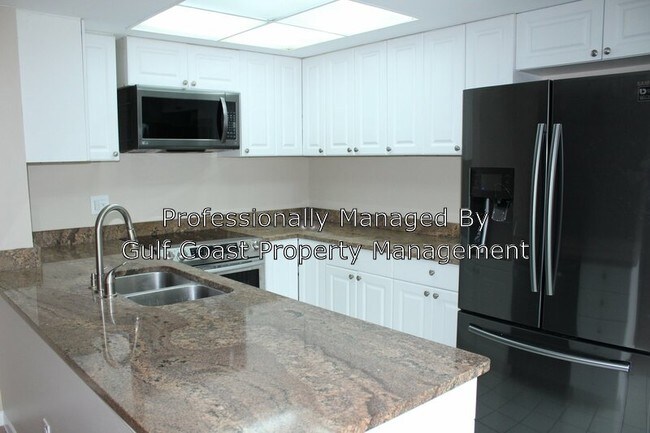 Building Photo - 1100 Imperial Dr