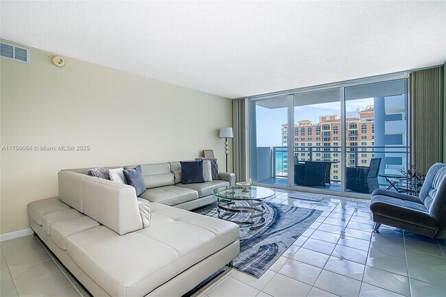 Foto del edificio - 2030 S Ocean Dr