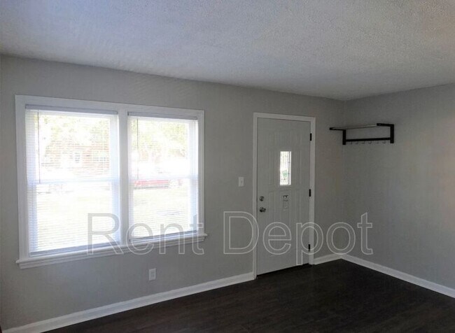 Building Photo - 1141 Bayard Park Dr