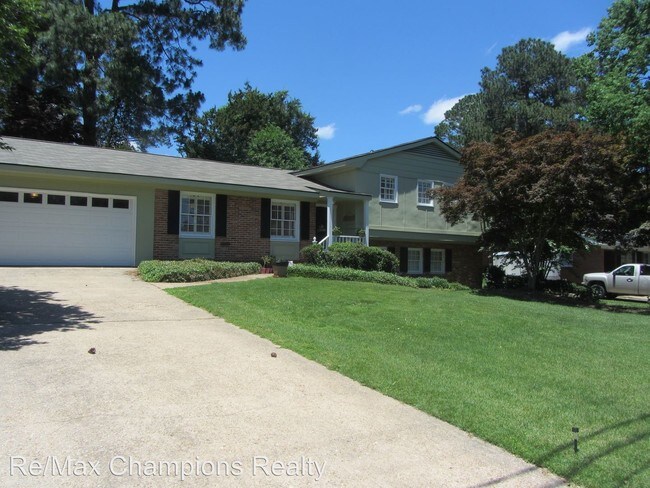 Building Photo - 4 br, 3 bath House - 2915 Auburn Ave