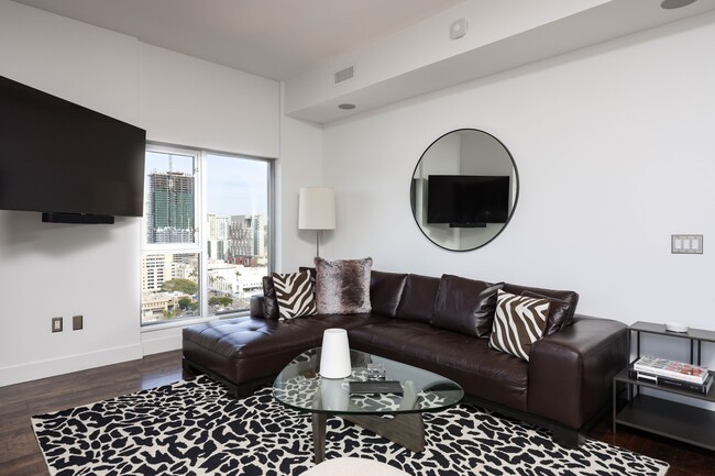 Foto del edificio - 575 Sixth Ave