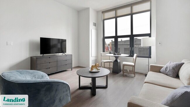 Foto del edificio - 2480-2522-2522 N Milwaukee Ave