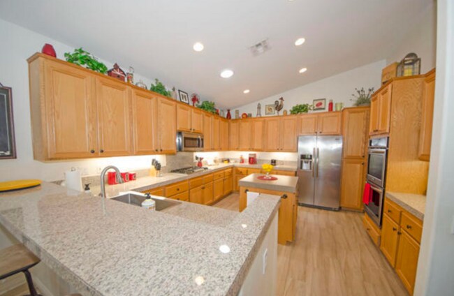 Foto del edificio - 80336 Green Hills Dr