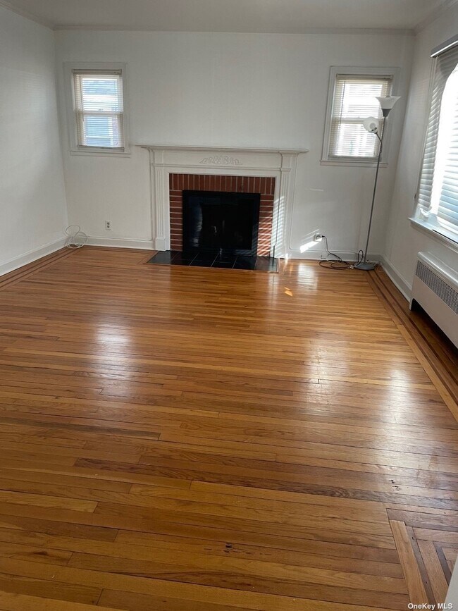 Foto del edificio - 46 Beechwood Ln