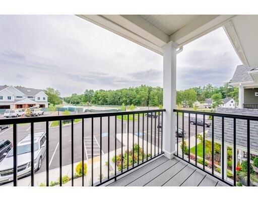 Building Photo - 17H Hennery Way