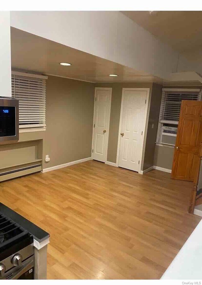 Building Photo - 20 Central Ave