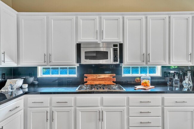 Building Photo - 45607 Pelican Hill Ct