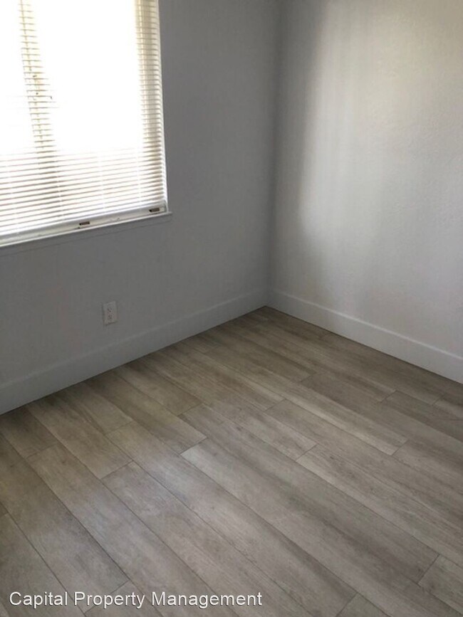 Building Photo - 3 br, 1 bath House - 6844 Bismarck Dr