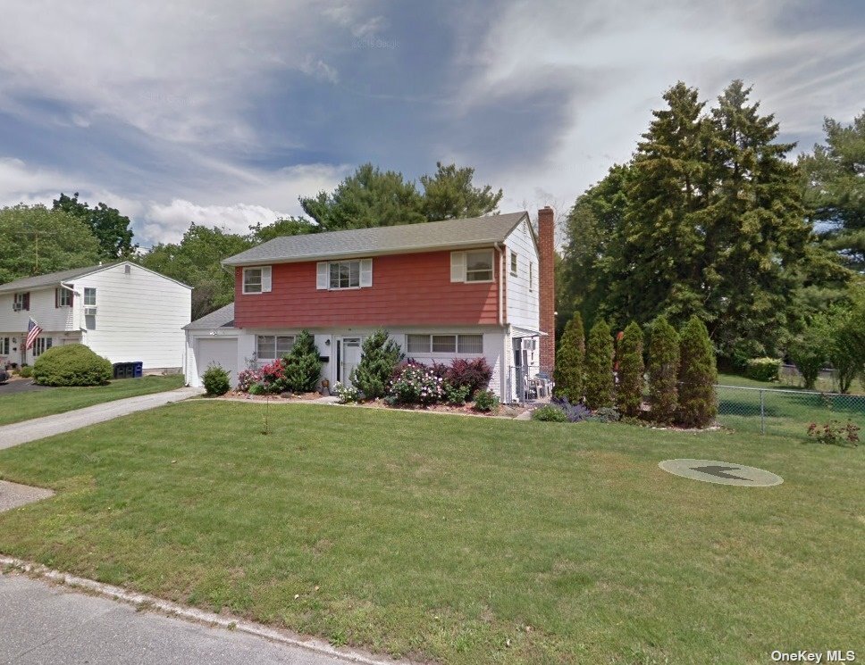 Primary Photo - 30 Hedgerow Ln