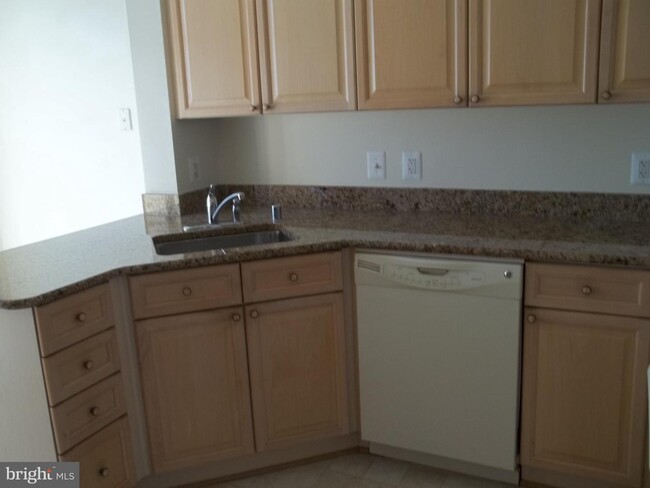 Foto del edificio - 2901 S Leisure World Blvd
