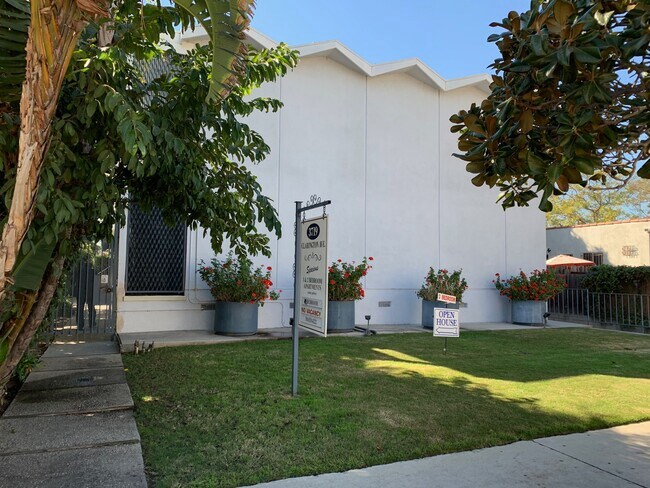 Building Photo - 3719 Clarington Ave