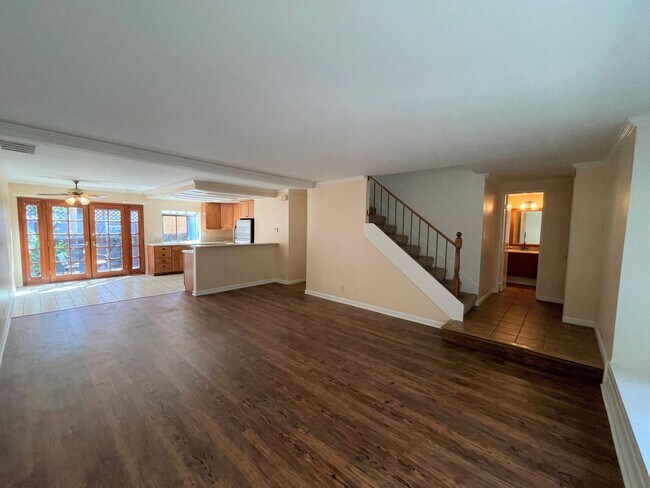 Foto del edificio - Refurbished Todd Ranch Townhome