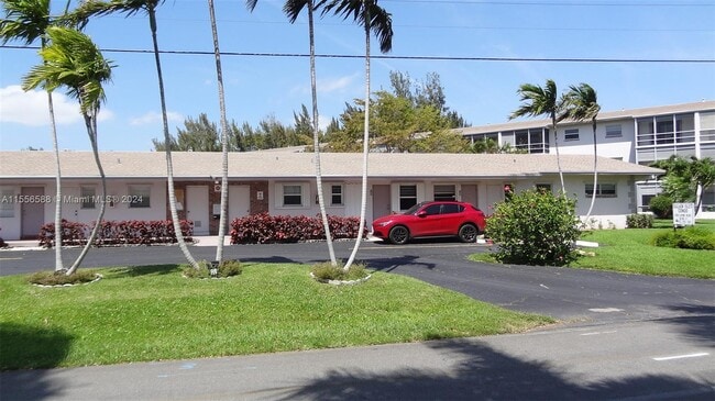Building Photo - 700 Layne Blvd