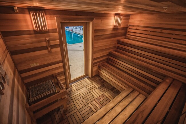 Building Photo - U32 1 Bedroom 1 Bath All Utilities include...