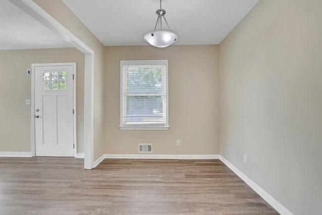 Building Photo - 1282 Bell Ave