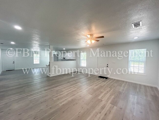 Building Photo - 101 Chaperial Rd