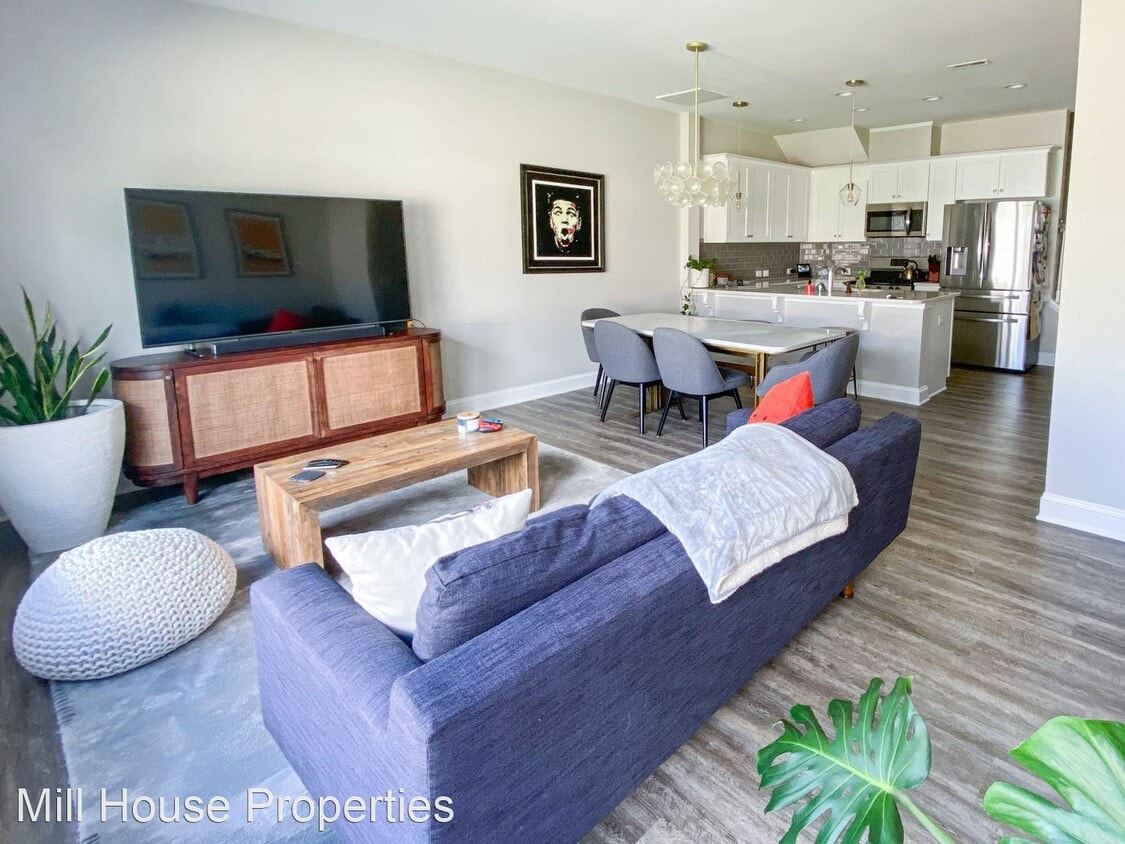 Foto principal - 2 br, 3.5 bath House - 140 Manordale Drive