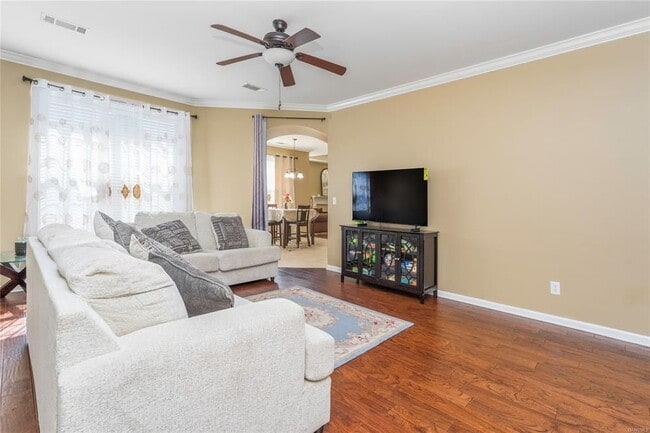 Building Photo - 9425 Chadesberry Ct