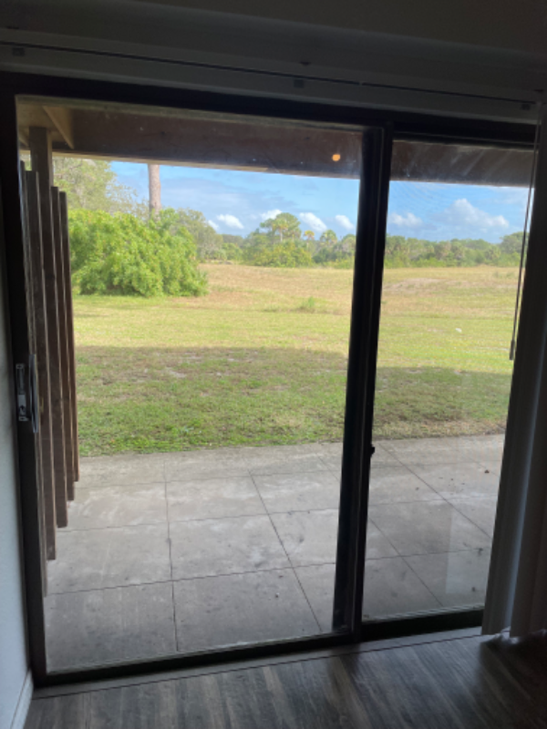 Foto del edificio - 2180 Country Club Dr