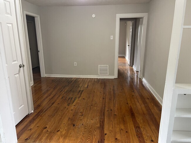 Foto del edificio - 5457 101st St