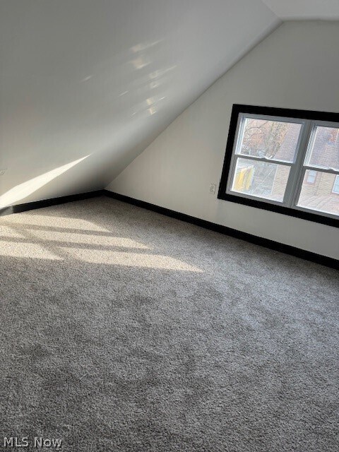 Building Photo - 12001 Oakview Ave